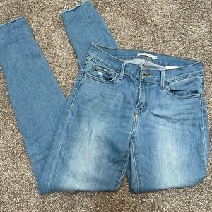 Levi’s 710 super skinny jeans